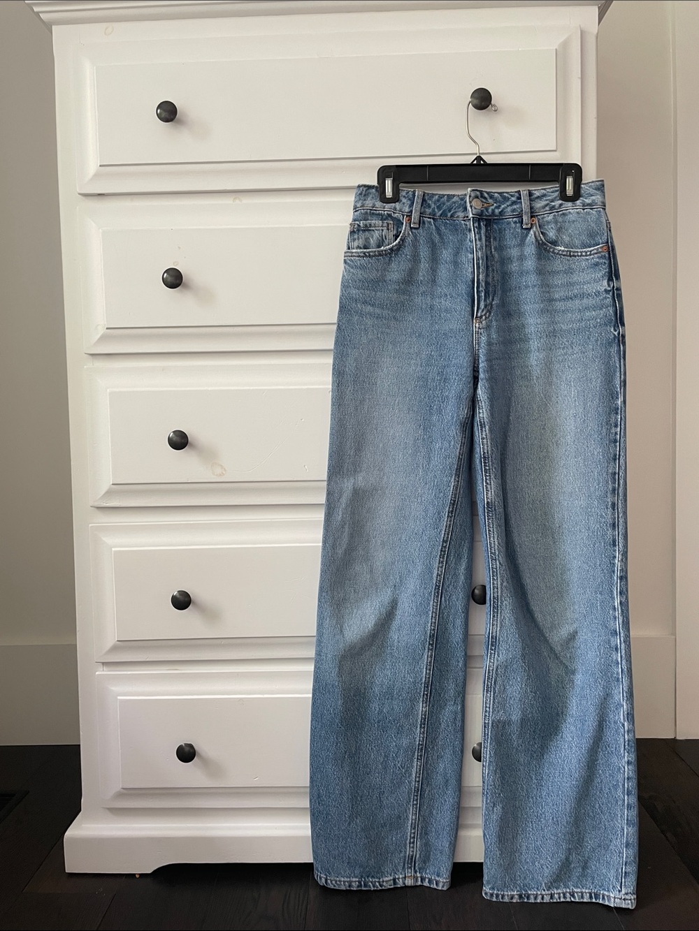 Dynamite Women’s Heidi High-Rise Wide-Leg Jeans in Light Blue